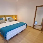 Villa Santa Cruz *
